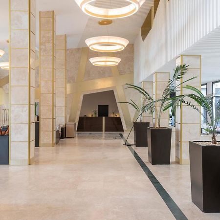 Radisson Blu Hotel N'Djamena Exterior photo