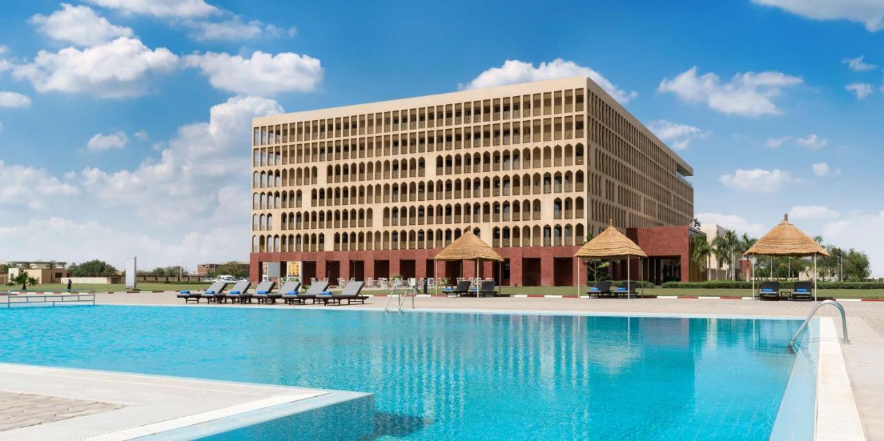 Radisson Blu Hotel N'Djamena Exterior photo
