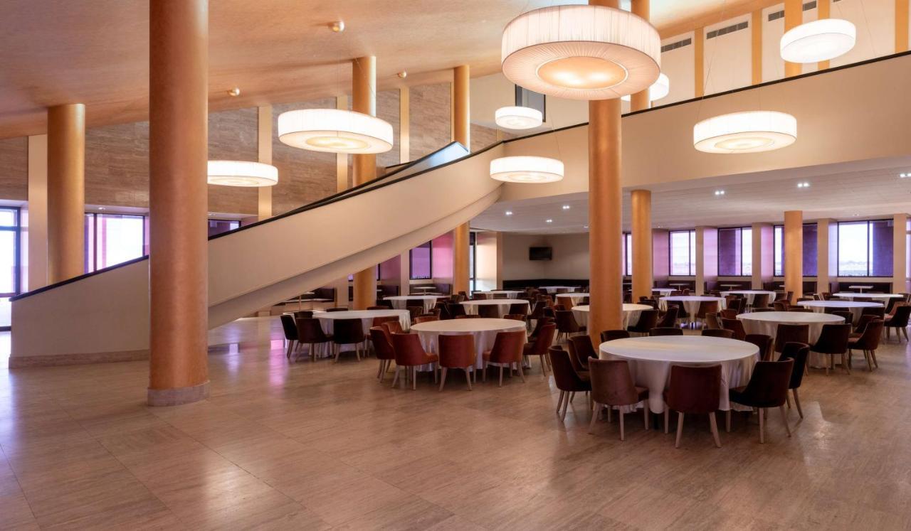 Radisson Blu Hotel N'Djamena Exterior photo